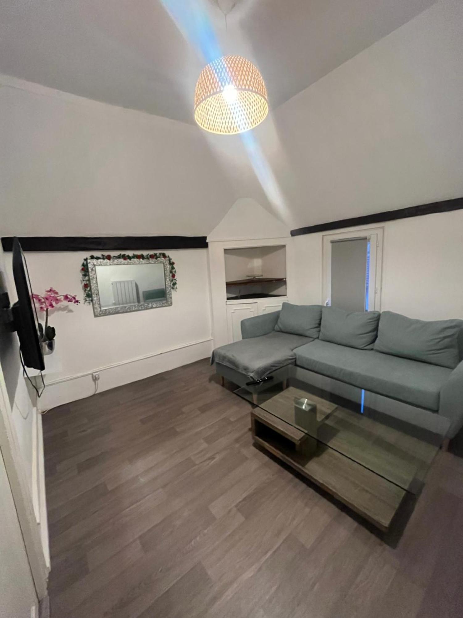 Appartement + Parking Prive Sainte-Savine Exterior photo